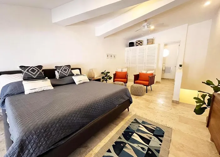 Beachside Tranquility Apartment *
